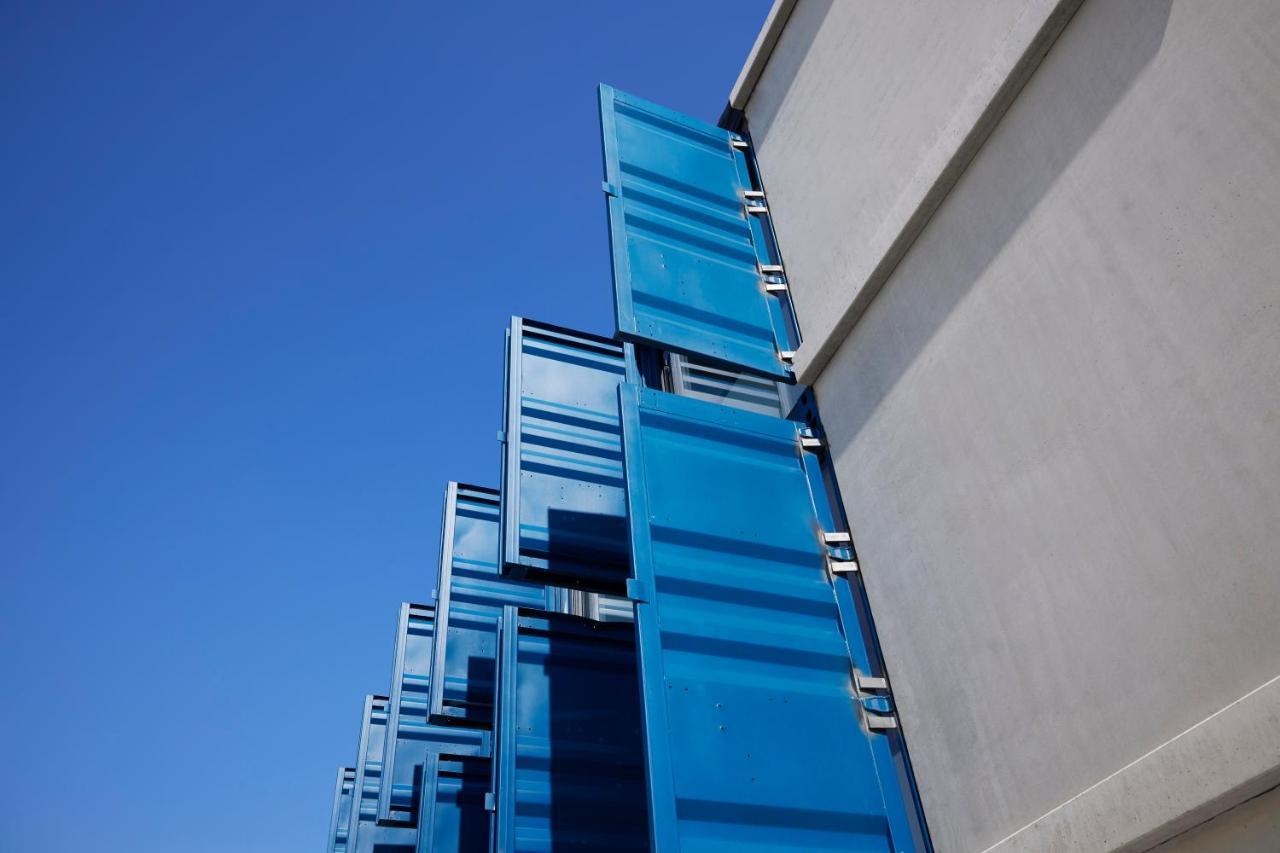 Tin Inn - Erkelenz - Das Hotel Aus Hochwertig Ausgebauten Ueberseecontainern Exterior photo