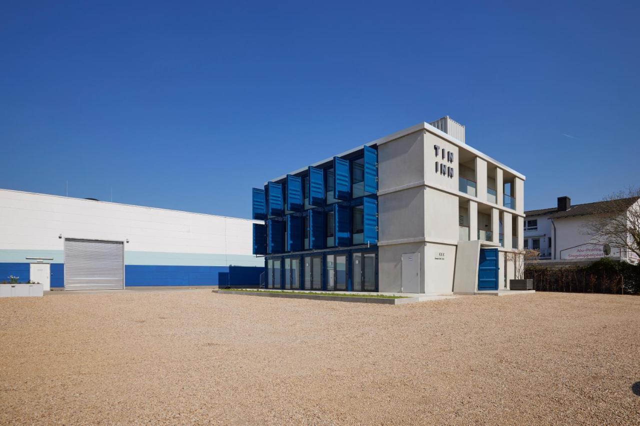 Tin Inn - Erkelenz - Das Hotel Aus Hochwertig Ausgebauten Ueberseecontainern Exterior photo